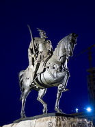 32 Skanderbeg statue