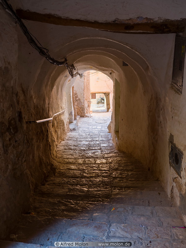 18 Passage in old town