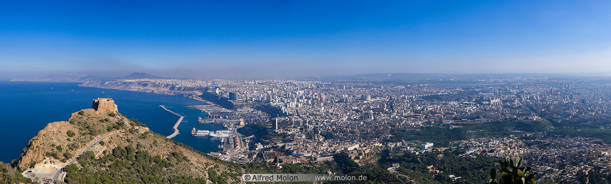 03 Panoramic view of Algiers