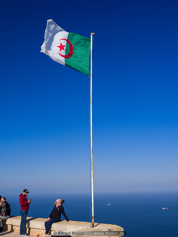 12 Algerian flag