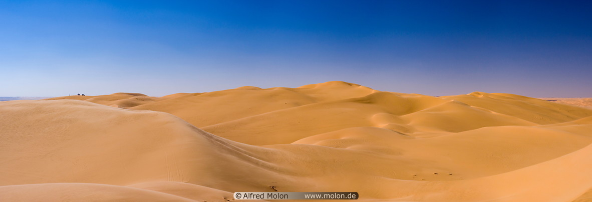 40 Sand dunes