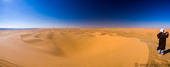 44 Sand dunes
