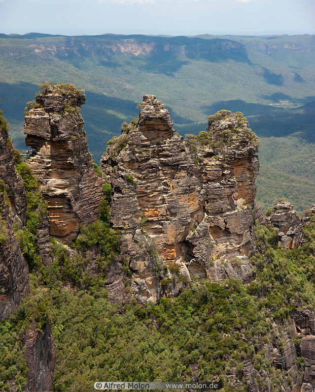 41 Three Sisters sandstone rock formation