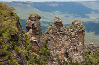 38 Three Sisters rock formation