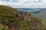 40 Three Sisters rock formation