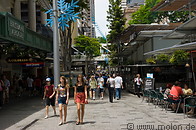 04 Pedestrian area and shops
