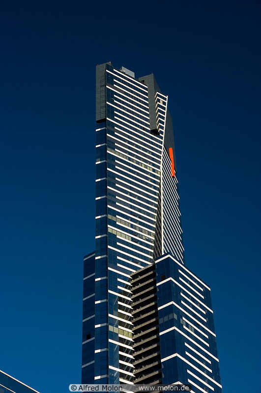 02 Skyscraper