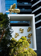 06 Golden bees sculpture