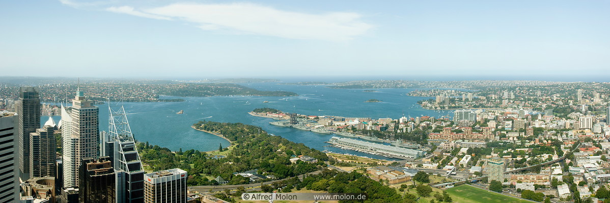 03 View of Sydney and the bay