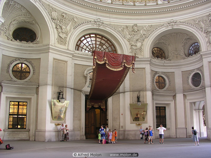14 Hofburg - interior