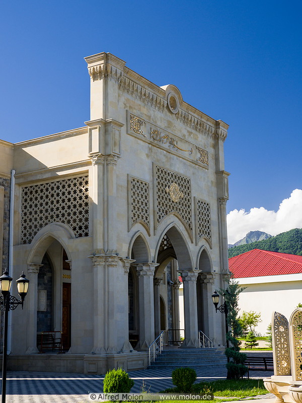 06 Mosque facade