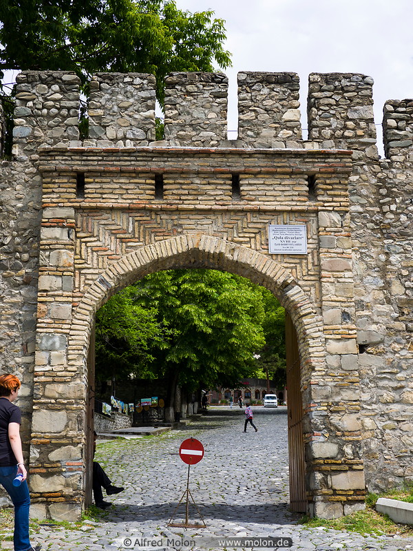 12 Gate to Sheki Khan palace