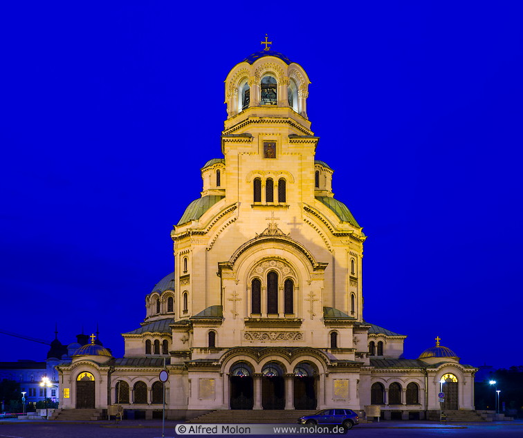 77 Alexander Nevski cathedral at night