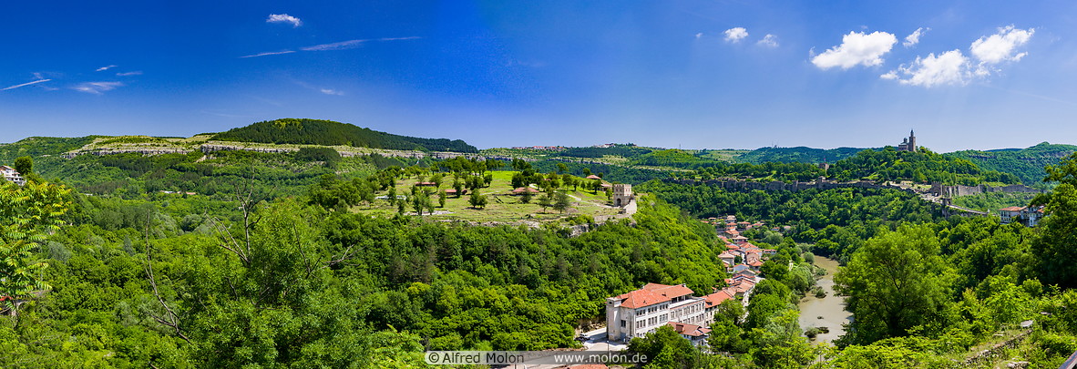 10 View towards Tsarevets and Trapezitsa fortresses