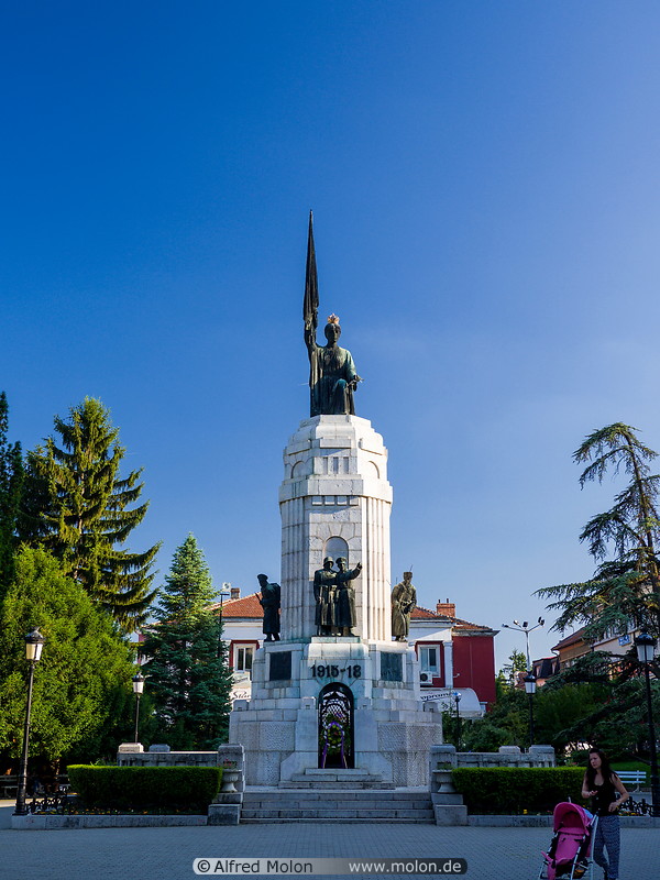 45 Monument of Mother Bulgaria