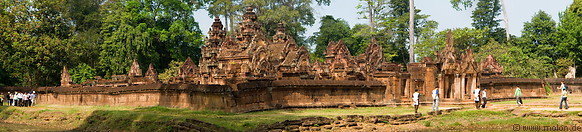 08 Panorama view of central section of temple