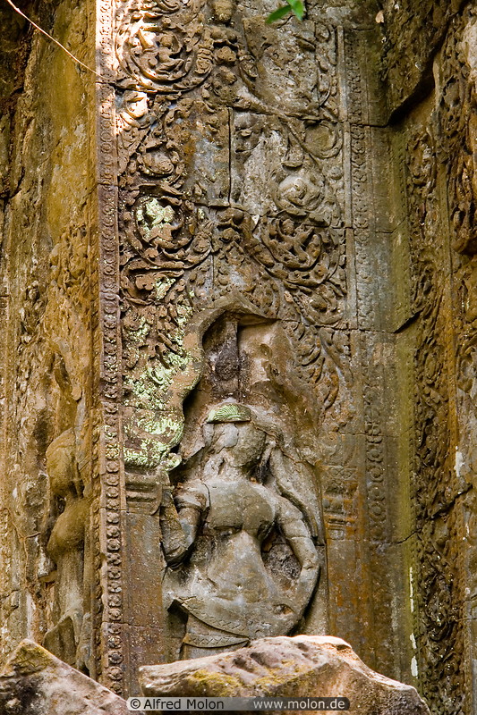 12 Stone wall bas-relief