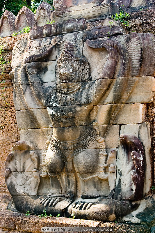 03 Garuda bas-relief