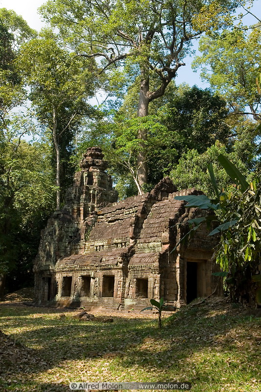 04 Temple in forest