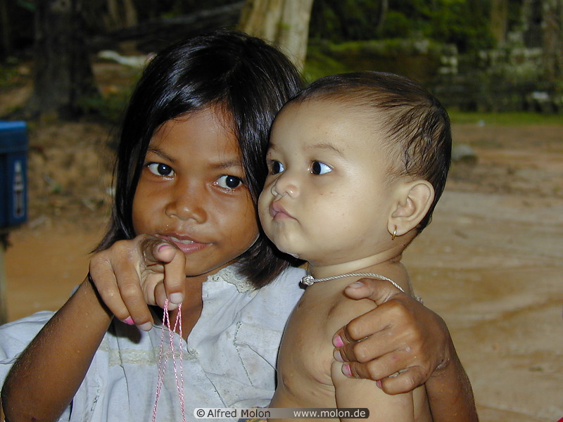 40 Cambodian children