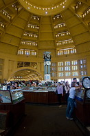 09 Inside the Psar Thmei market
