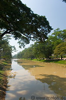 22 River and trees