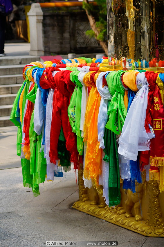 24 Colourful prayer cloths