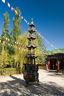 20 Incense pot in Leiyin Buddhist temple