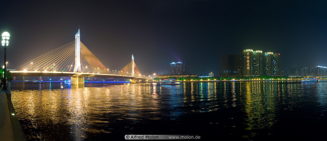 03 Night view of river and bridge