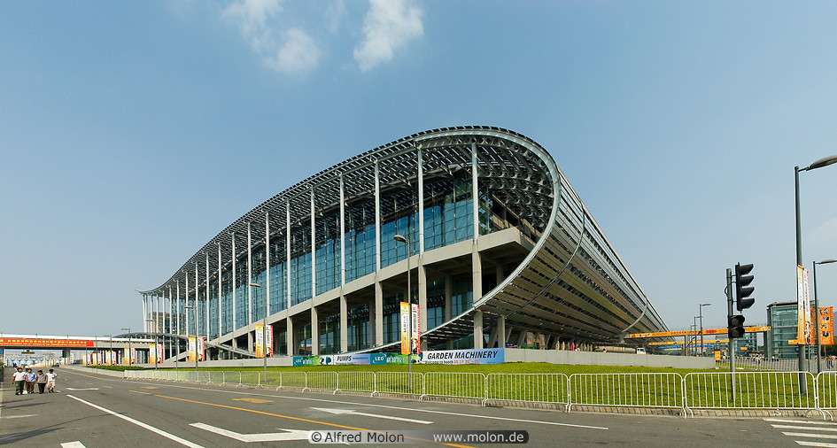 14 International convention centre and trade fair
