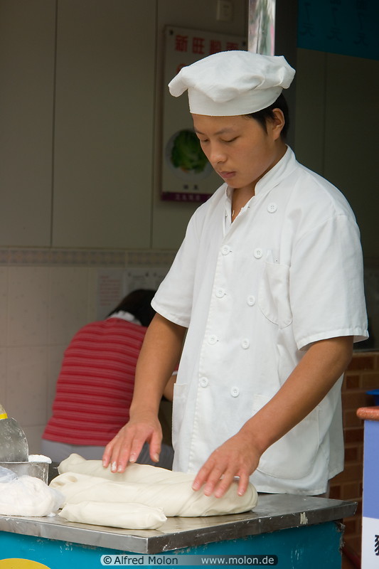 03 Chinese cook kneading dough
