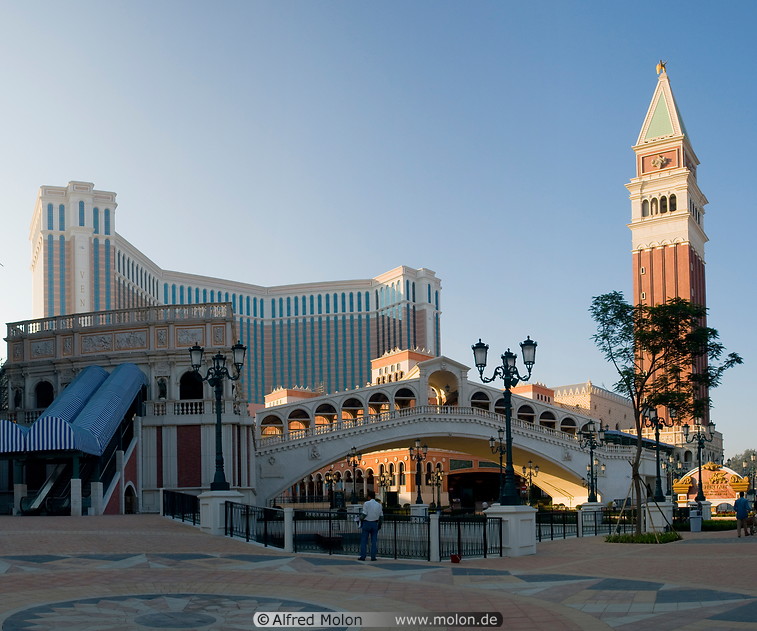 17 Venetian hotel and casino