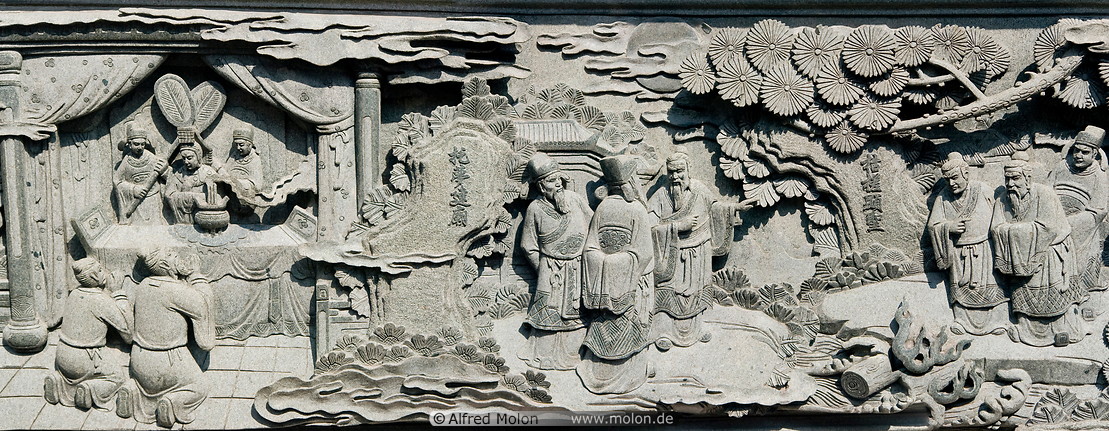 21 Stone carvings on wall