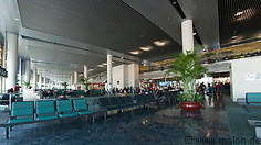 09 Macau airport hall