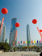 05 Balloons and skyscrapers