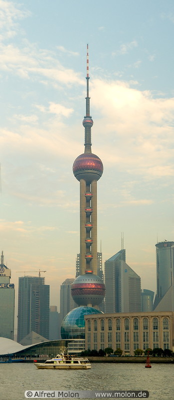 05 Oriental Pearl tower