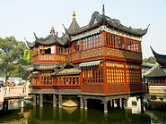 21 Ancient Chinese house on pond