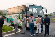 02 Chinese tourists and tour bus