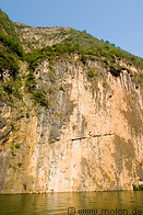 08 Steep cliffs