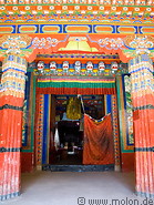 06 Entrance to prayer hall