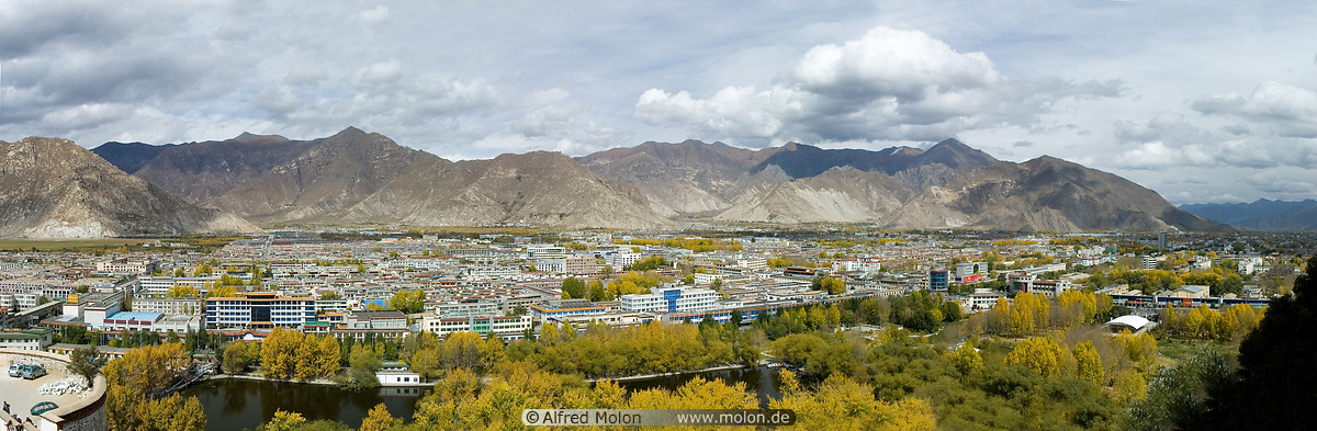 03 View of Lhasa valley and city