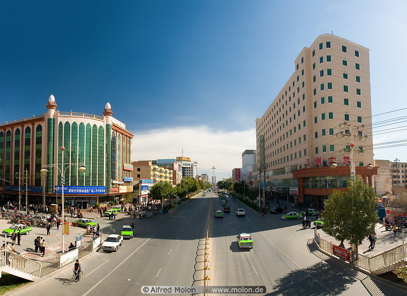 12 Renmin Donglu street and buildings