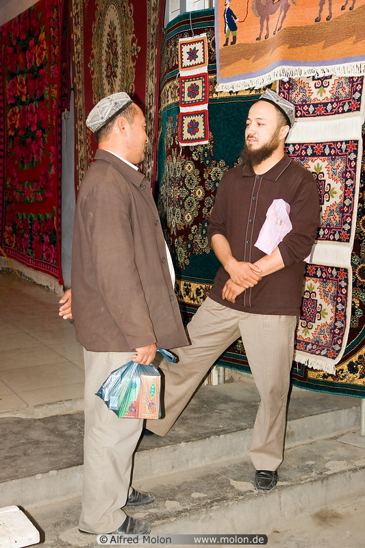 05 Muslim Uighur men
