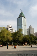 04 Park and skyscrapers