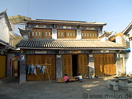 11 Bai house