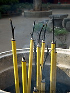 08 Incense sticks