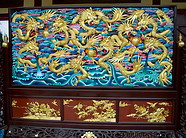 01 Golden dragon carvings