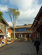 02 Alley and Naxi houses