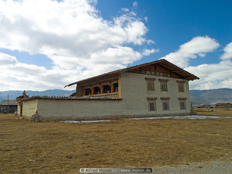 10 Tibetan house