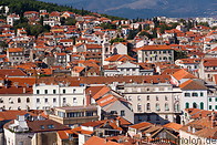 23 Split city roofs